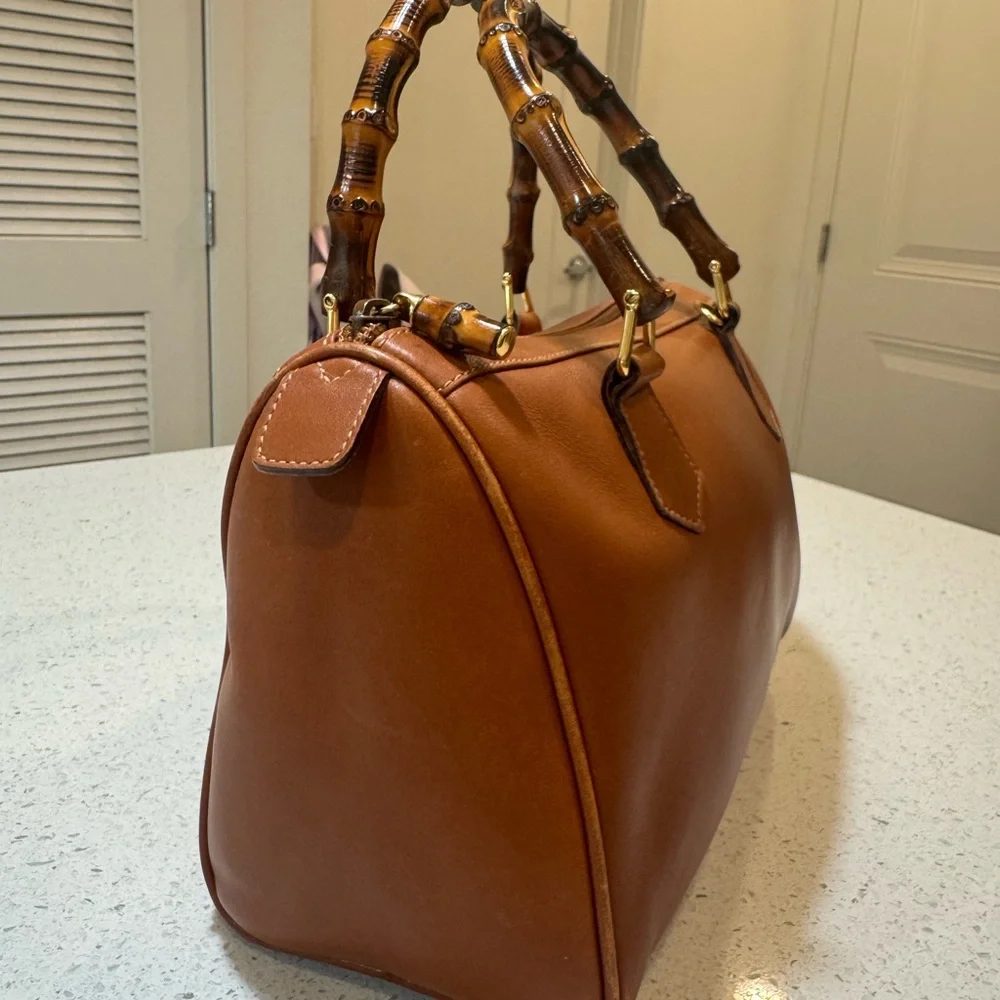 Gucci Authentic Vintage Bamboo Handle Bag - Brown Leather with COA - Picture 6 of 17